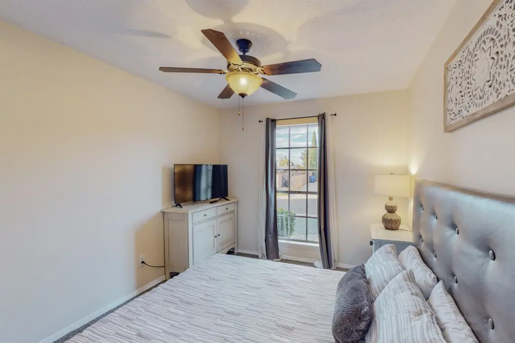 754e16072480493387ab3fa4f7e829c1 LargeOriginal.jpg